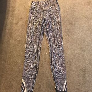 Size 6 Lululemon leggings